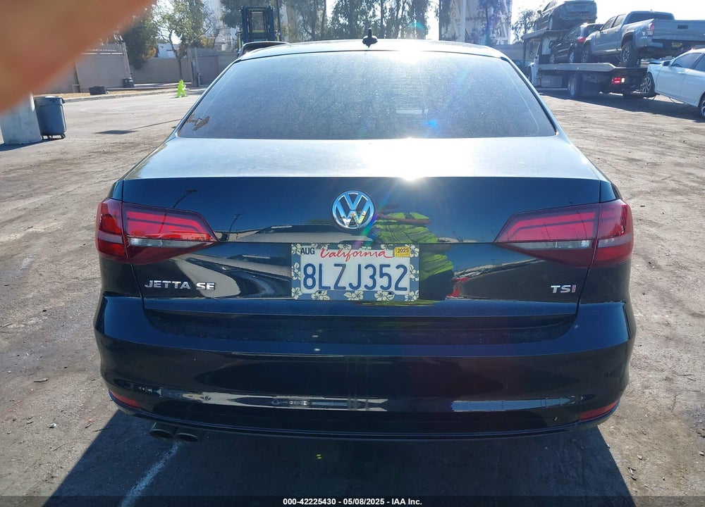 2016 VOLKSWAGEN JETTA 1.4T SE VIN: 3VWD67AJ7GM409746