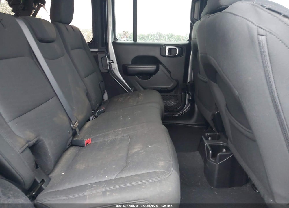 2018 JEEP WRANGLER UNLIMITED VIN: 1C4HJXDN1JW145240