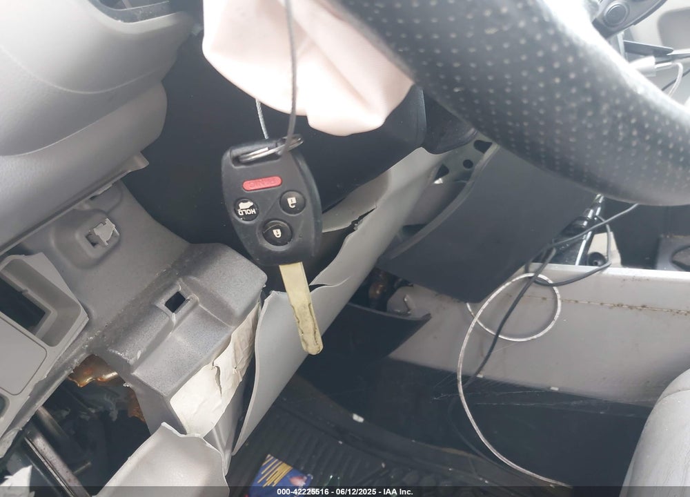 2015 HONDA PILOT EX-L VIN: 5FNYF3H76FB005735