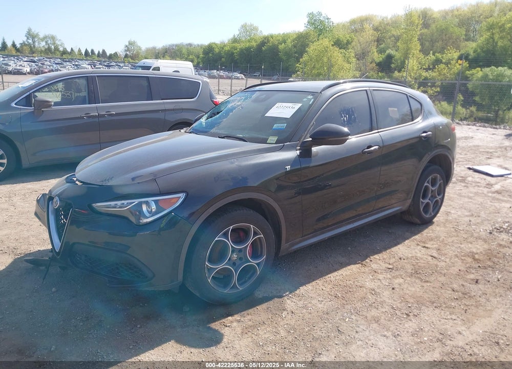2022 ALFA ROMEO STELVIO TI AWD VIN: ZASPAKBN6N7D24902