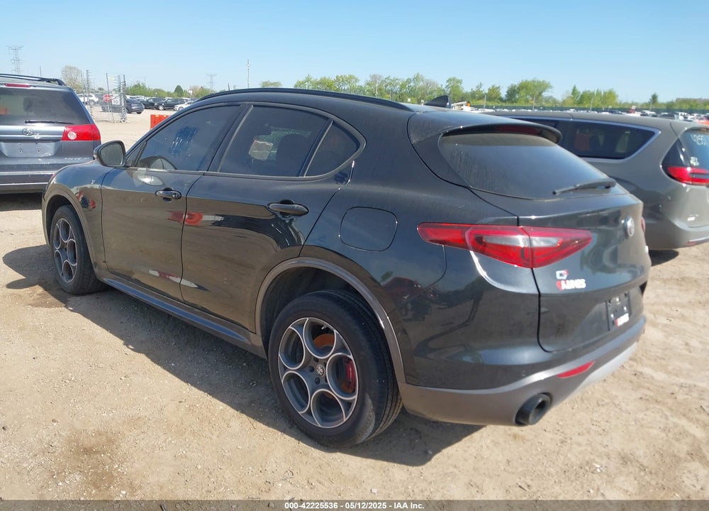 2022 ALFA ROMEO STELVIO TI AWD VIN: ZASPAKBN6N7D24902