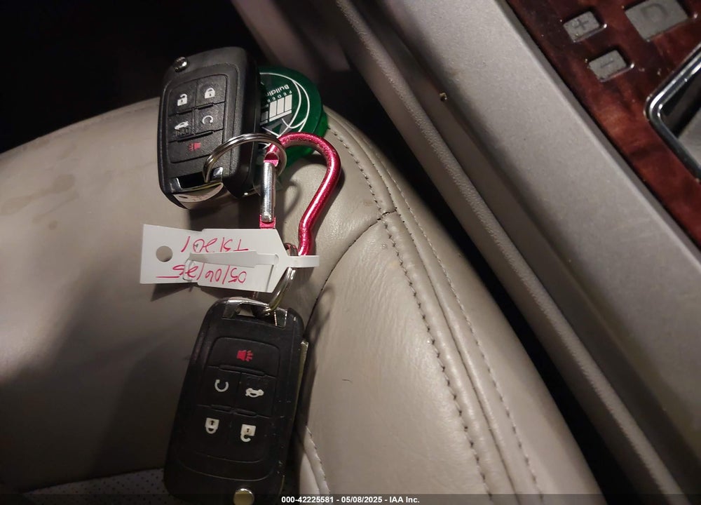 2010 BUICK LACROSSE VIN: 1G4GE5EV1AF225992