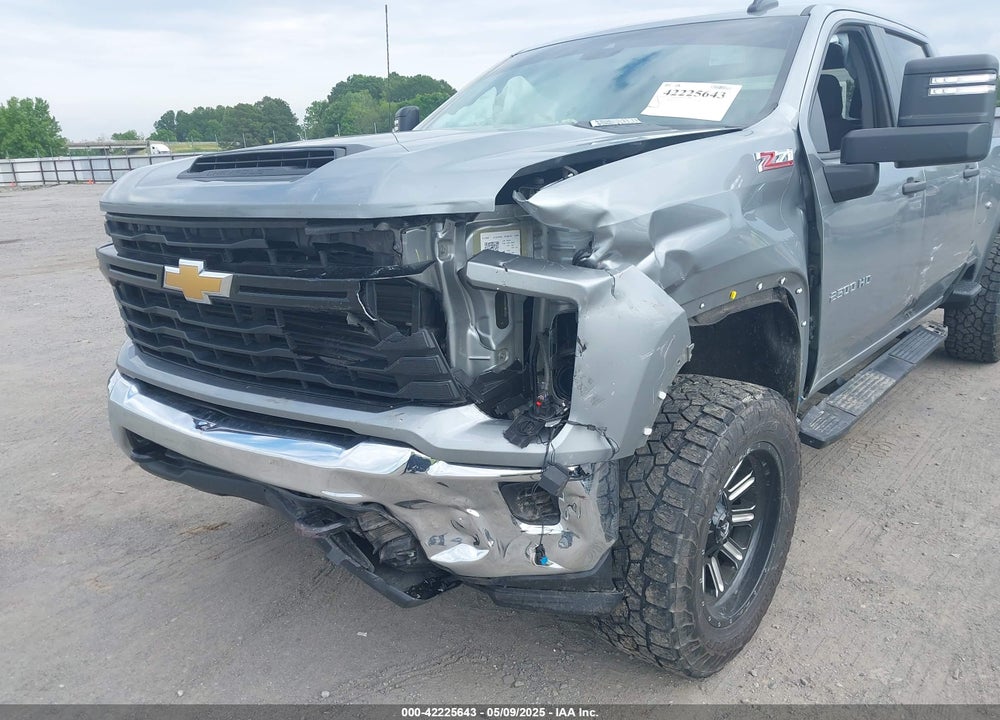 2024 CHEVROLET SILVERADO 2500HD 4WD  STANDARD BED WORK TRUCK VIN: 1GC4YLEY8RF320140