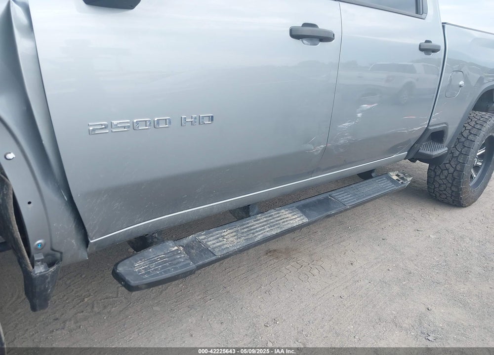 2024 CHEVROLET SILVERADO 2500HD 4WD  STANDARD BED WORK TRUCK VIN: 1GC4YLEY8RF320140
