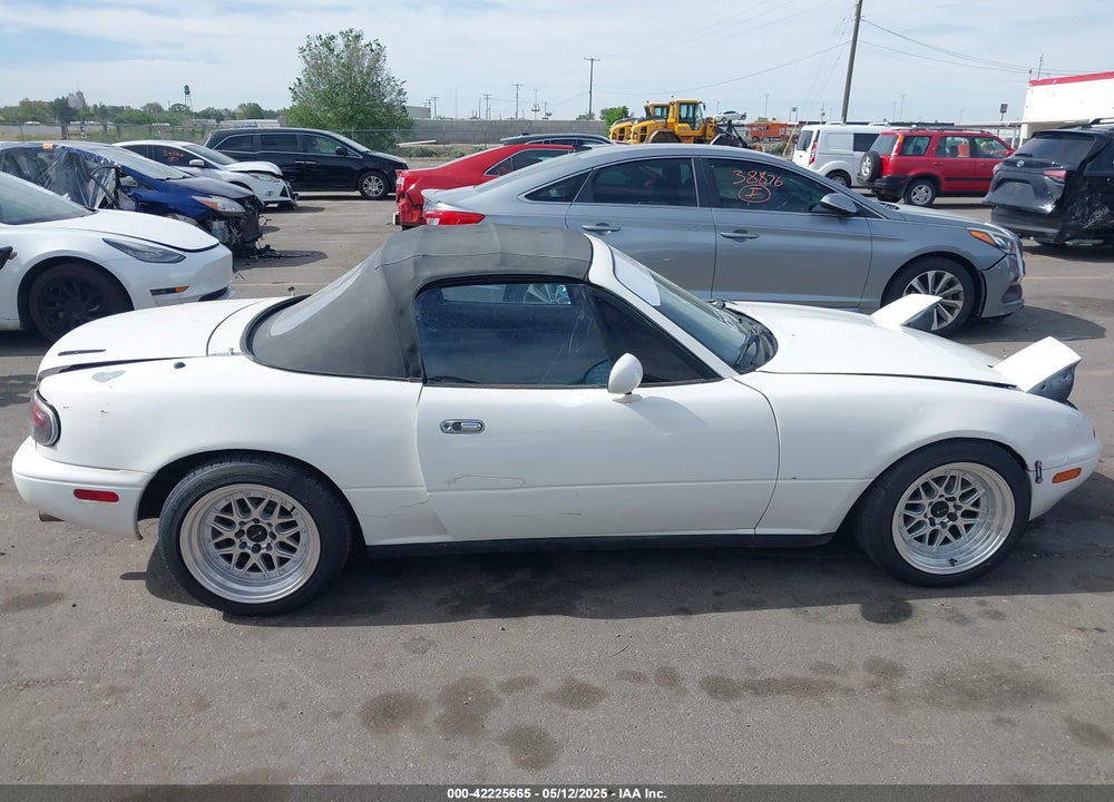 1992 MAZDA MX-5 MIATA VIN: JM1NA3513N0308521