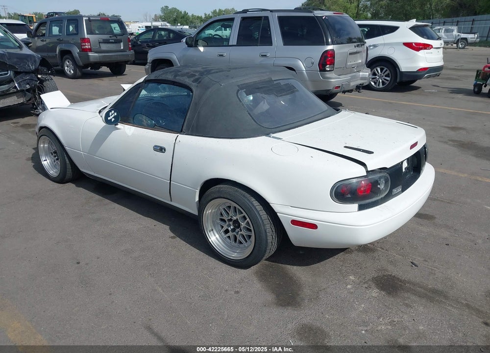 1992 MAZDA MX-5 MIATA VIN: JM1NA3513N0308521