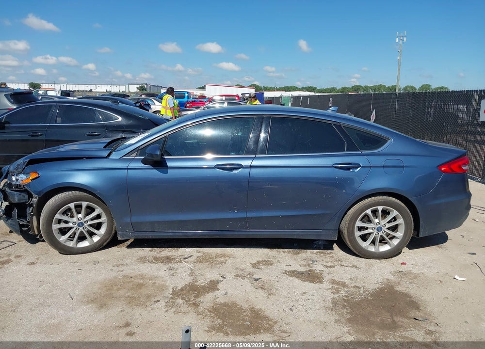 2019 FORD FUSION VIN: 3FA6P0HD2KR113583