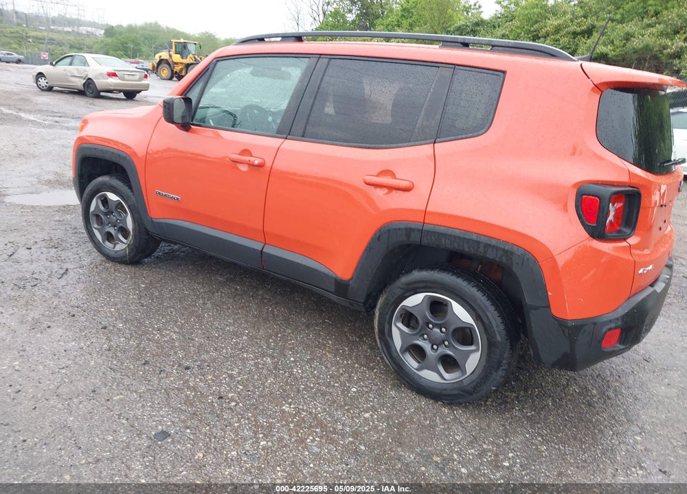 2018 JEEP RENEGADE VIN: ZACCJBABXJPH03302