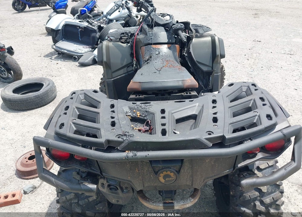 2024 CAN-AM OUTLANDER MAX LIMITED 1000R VIN: 3JBLVAX45RJ001012