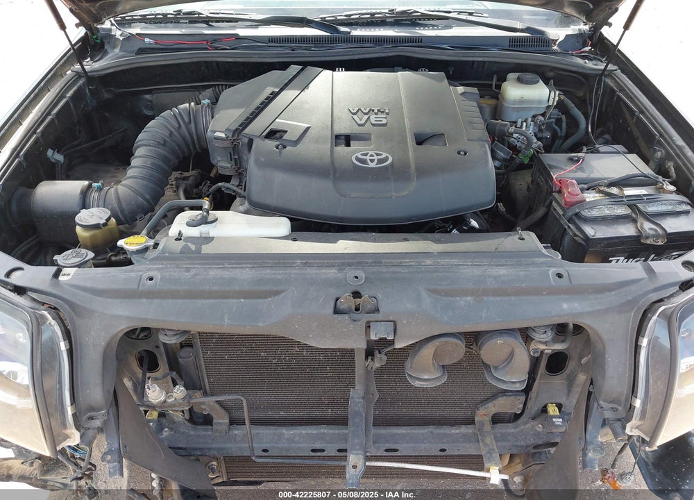 2005 TOYOTA 4RUNNER SR5 V6 VIN: JTEZU14R958030001