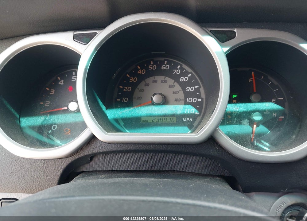 2005 TOYOTA 4RUNNER SR5 V6 VIN: JTEZU14R958030001