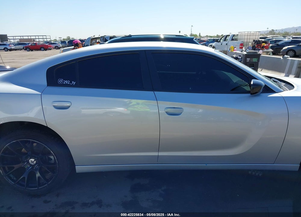 2022 DODGE CHARGER VIN: 2C3CDXBG5NH219709