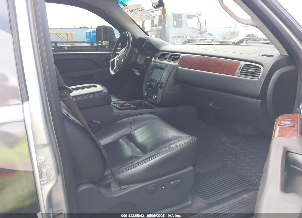 2013 GMC SIERRA 2500HD VIN: 1GT121E8XDF139591