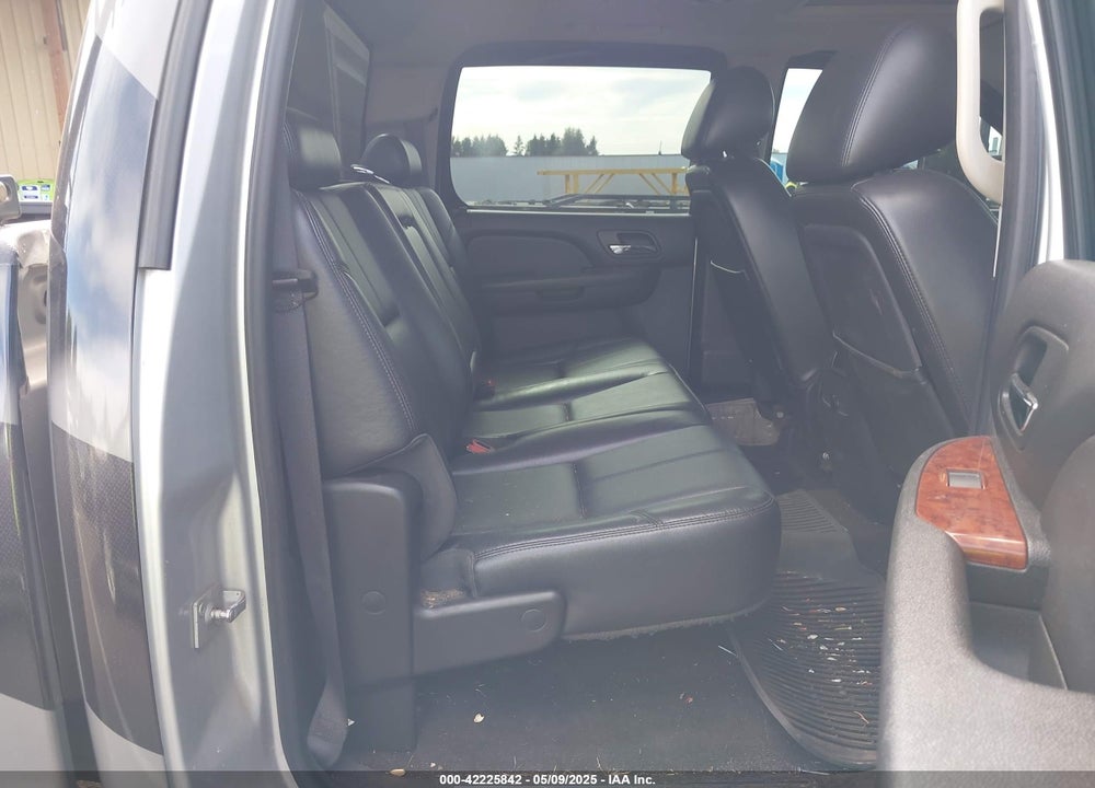 2013 GMC SIERRA 2500HD VIN: 1GT121E8XDF139591