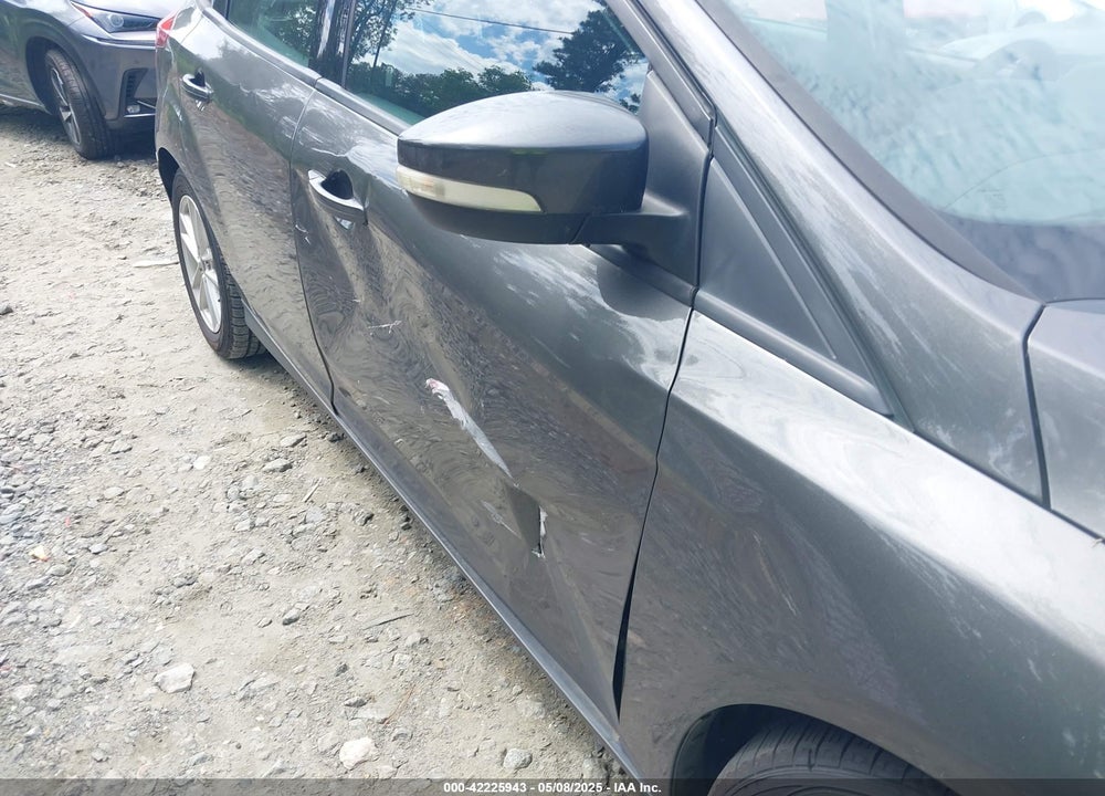 2016 FORD FOCUS VIN: 1FADP3K26GL227544