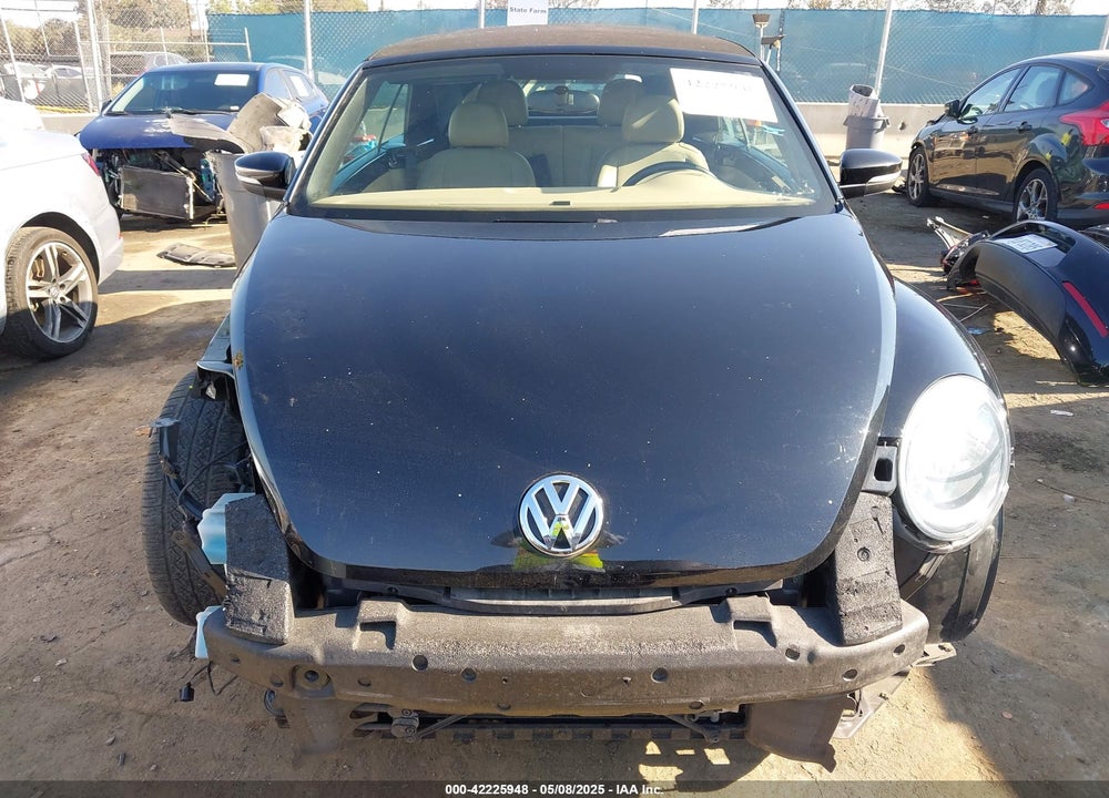 2013 VOLKSWAGEN BEETLE VIN: 3VW5P7AT5DM829195