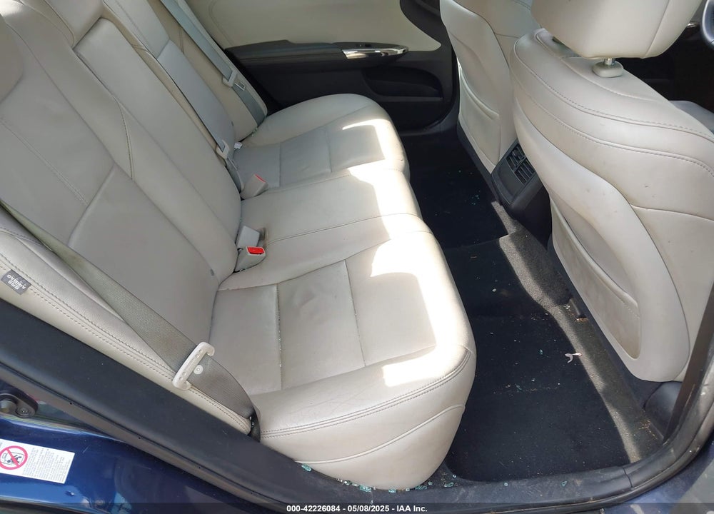 2016 TOYOTA AVALON XLE PLUS VIN: 4T1BK1EB1GU236206