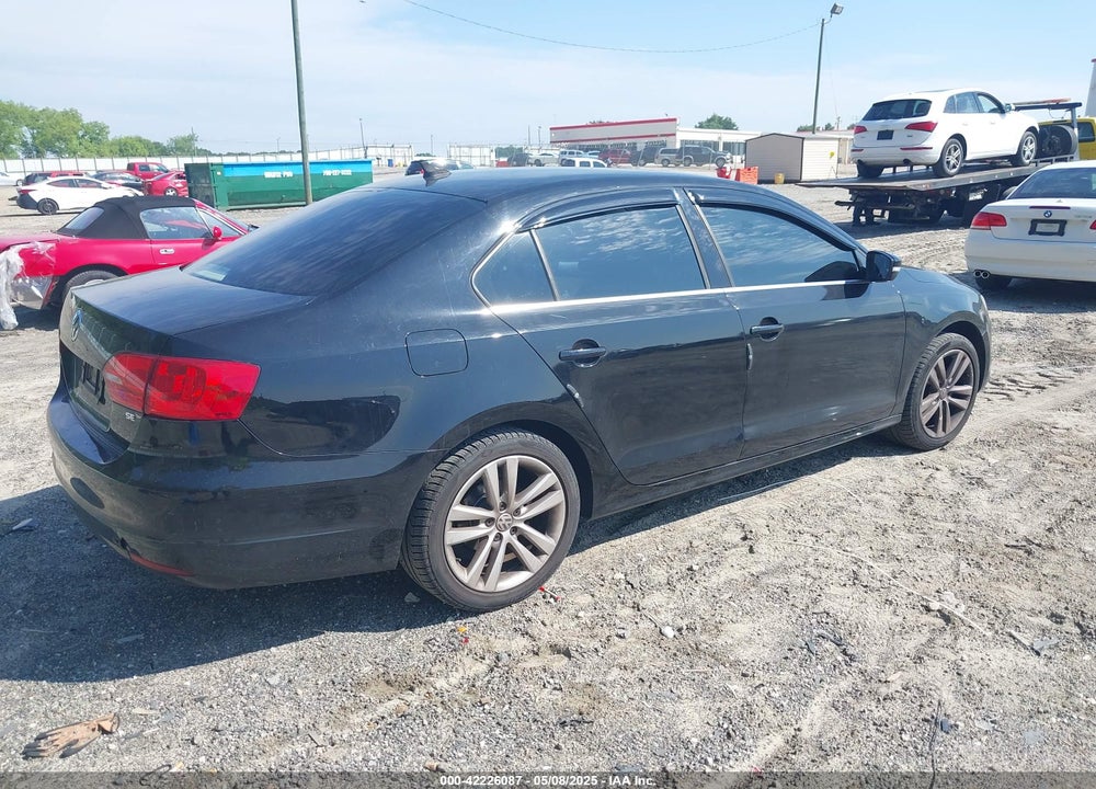 2014 VOLKSWAGEN JETTA VIN: 3VWD07AJ5EM291940