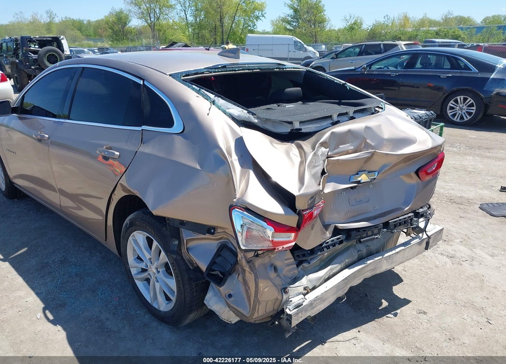 2018 CHEVROLET MALIBU LT VIN: 1G1ZD5ST4JF164097