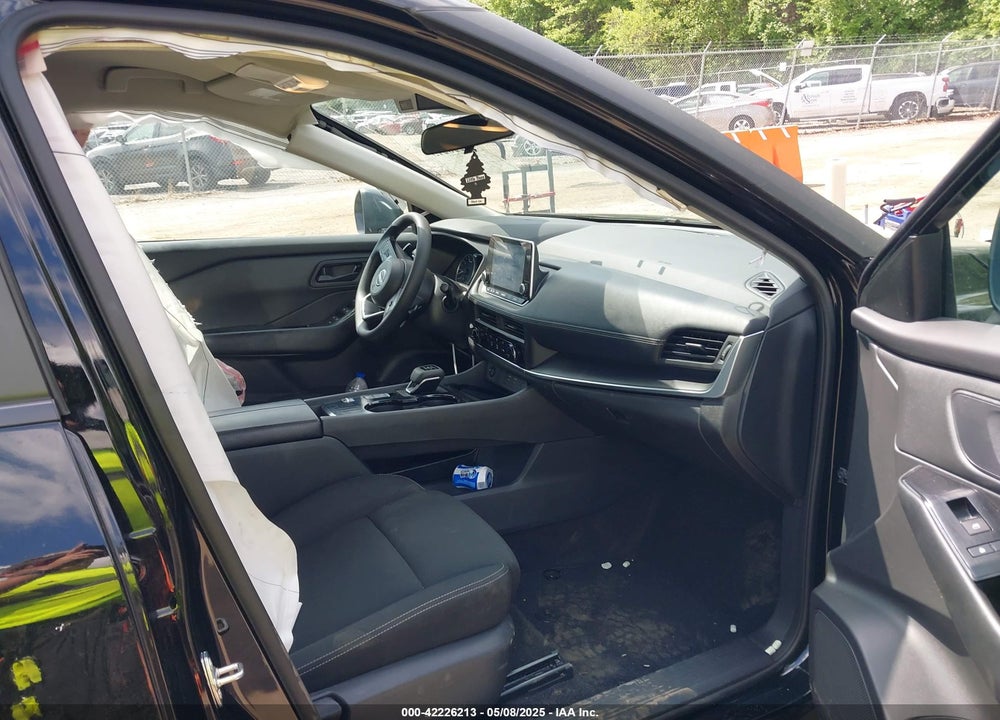 2024 NISSAN ROGUE VIN: 5N1BT3AA2RC675090