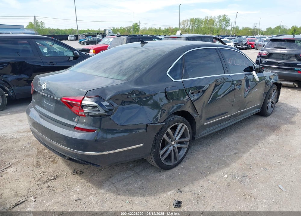 2017 VOLKSWAGEN PASSAT VIN: 1VWDT7A36HC081362