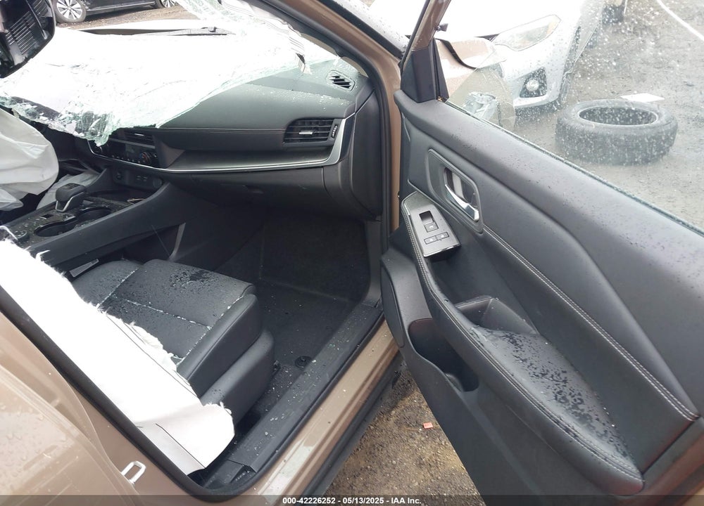 2025 NISSAN ROGUE VIN: JN8BT3BB2SW159929