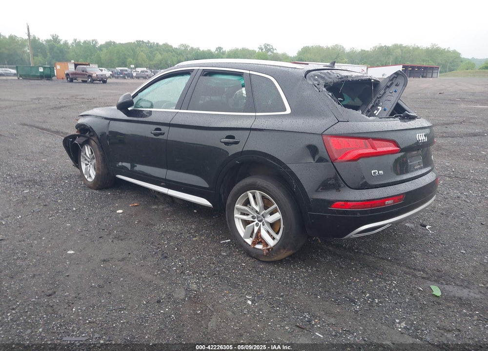 2020 AUDI Q5 PREMIUM 45 TFSI QUATTRO S TRONIC/TITANIUM PREMIUM 45 TFSI QUATTRO S TRONIC VIN: WA1ANAFYXL2020865