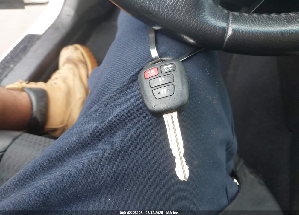 2012 TOYOTA CAMRY VIN: 4T1BF1FK5CU101971