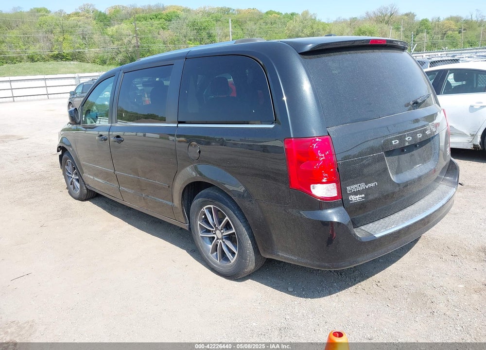 2017 DODGE GRAND CARAVAN SXT VIN: 2C4RDGCG6HR545926