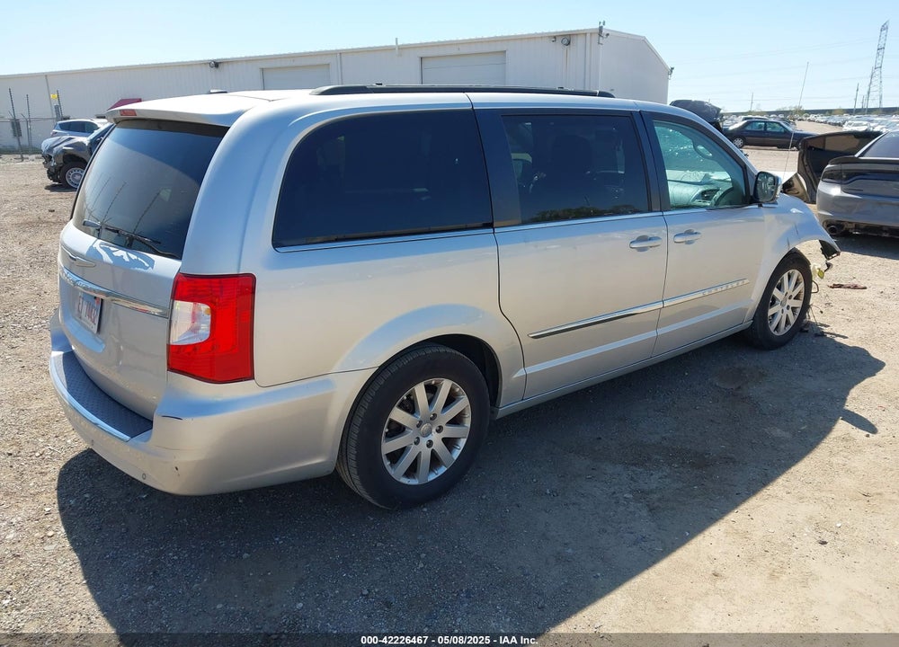 2011 CHRYSLER TOWN & COUNTRY TOURING-L VIN: 2A4RR8DG6BR704208