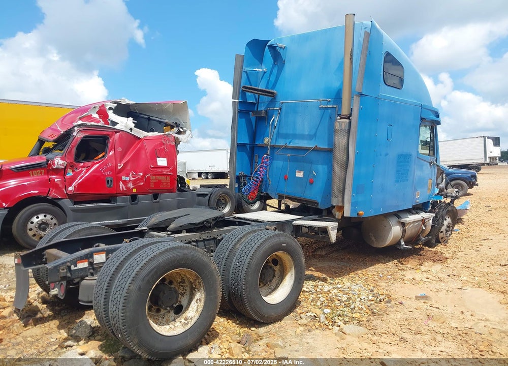 2005 FREIGHTLINER CONVENTIONAL ST120 VIN: 1FUJBBCG35LN22638