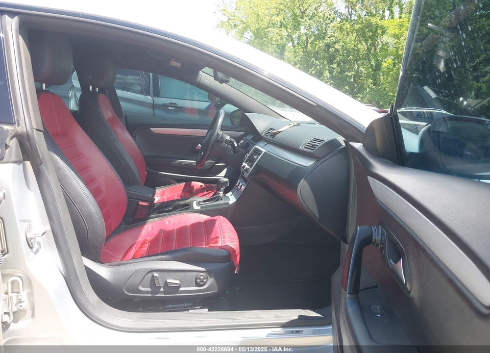 2015 VOLKSWAGEN CC VIN: WVWBN7ANXFE827349