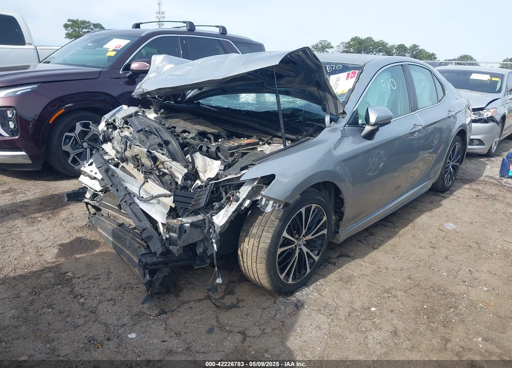 2018 TOYOTA CAMRY VIN: 4T1B11HK5JU088440
