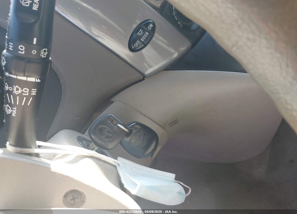 2009 TOYOTA SIENNA VIN: 5TDZK23C49S274590