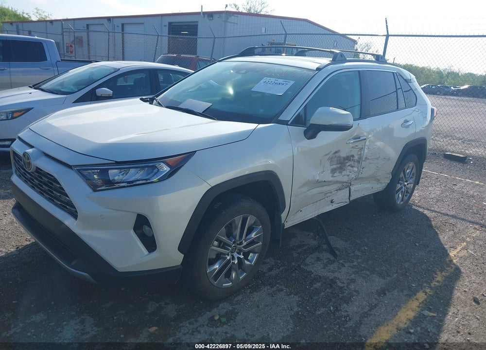 2021 TOYOTA RAV4 VIN: 2T3N1RFV3MW182269