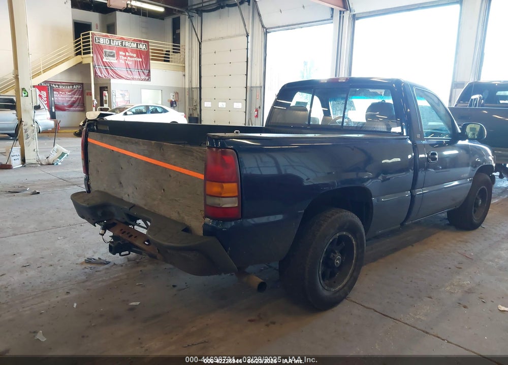 2001 CHEVROLET SILVERADO 1500 VIN: 1GCEC14T21Z145657