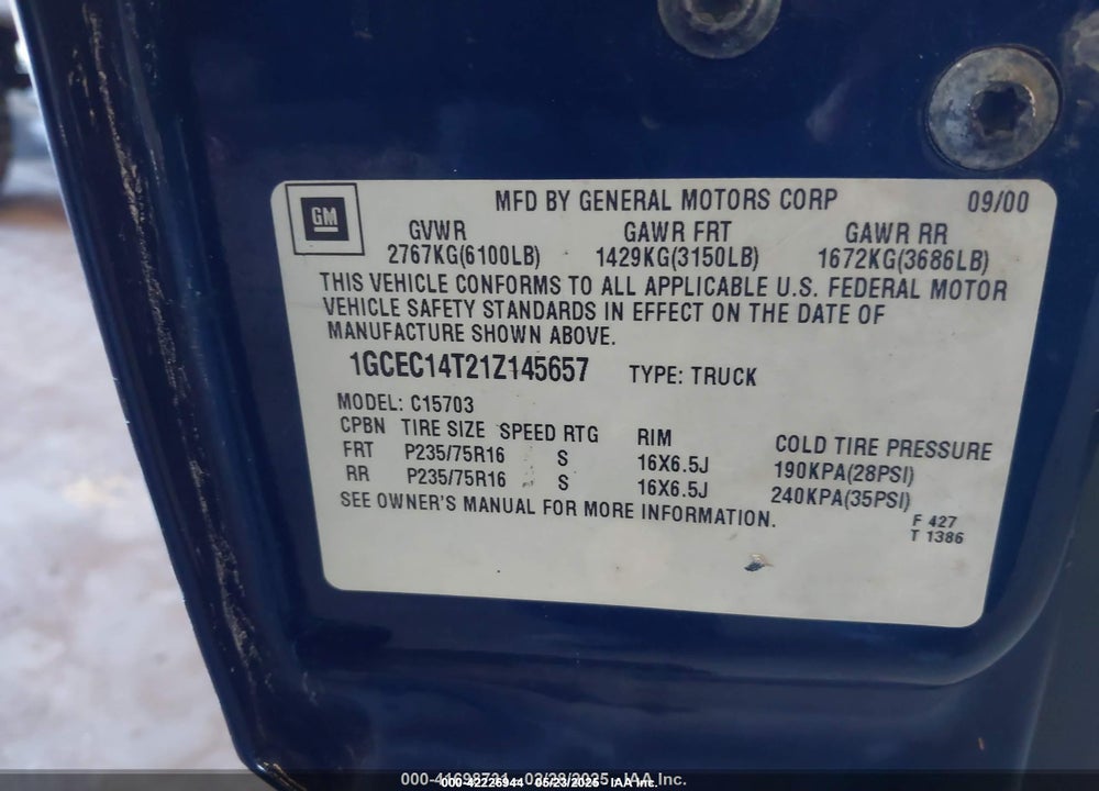 2001 CHEVROLET SILVERADO 1500 VIN: 1GCEC14T21Z145657