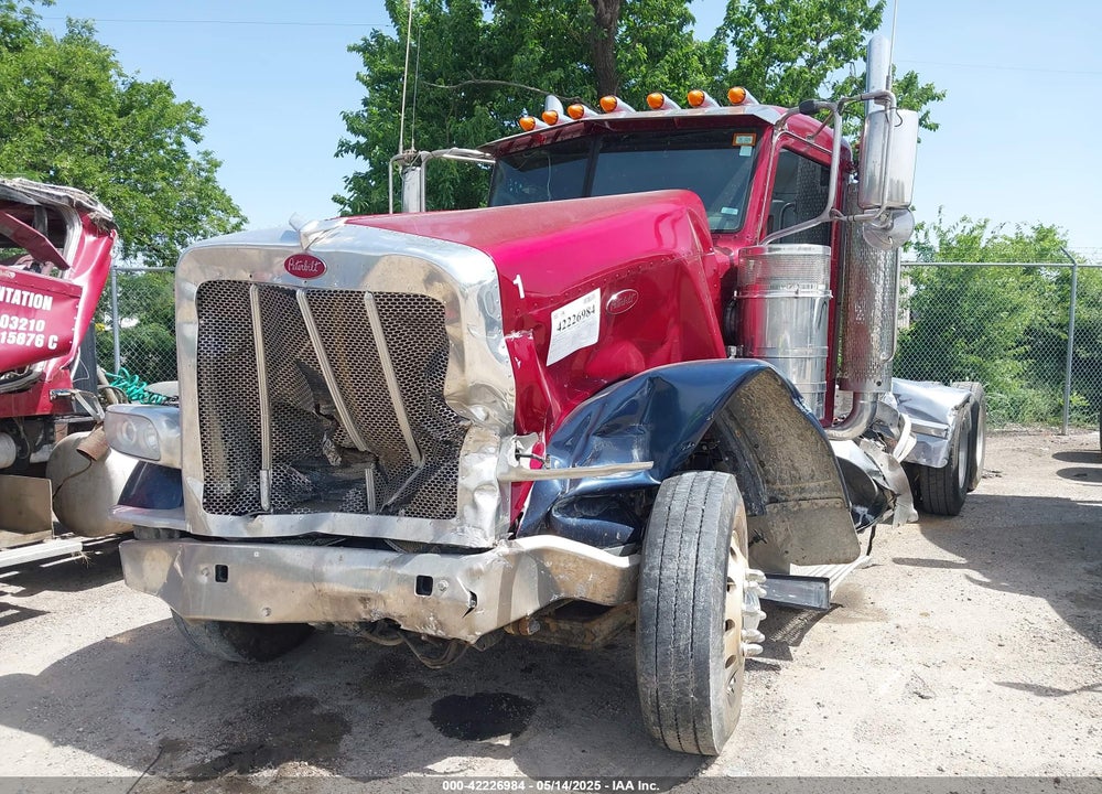 2018 PETERBILT 389 VIN: 1XPXD49X8JD497690