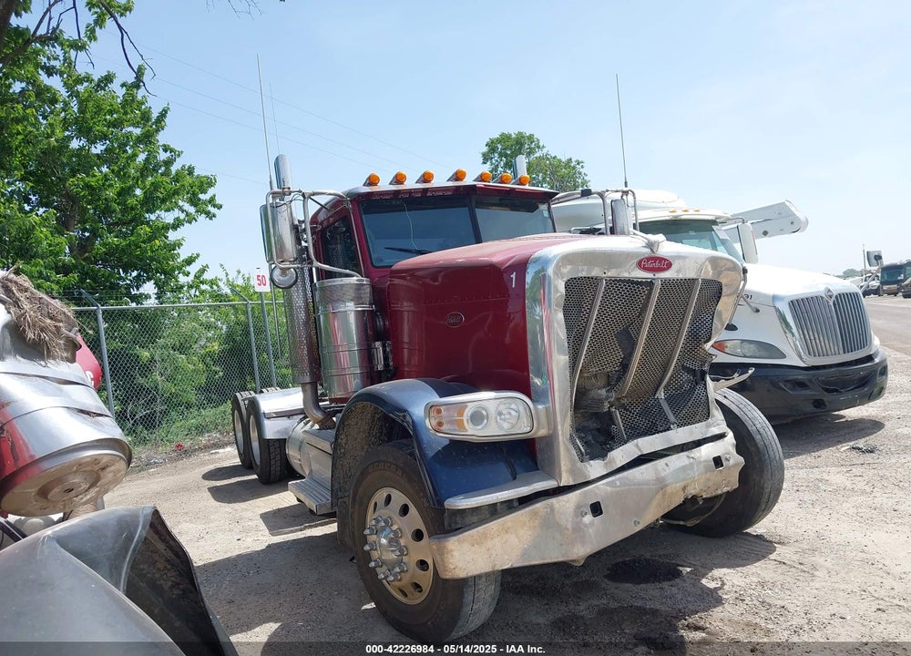 2018 PETERBILT 389 VIN: 1XPXD49X8JD497690