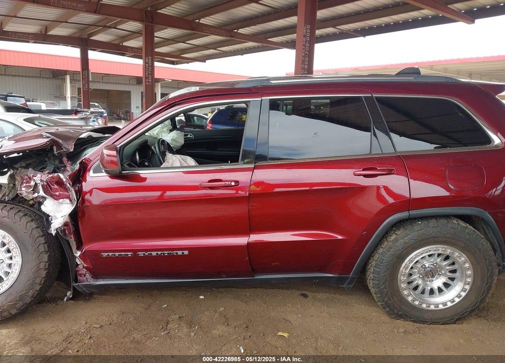 2017 JEEP GRAND CHEROKEE VIN: 1C4RJEAG2HC752175