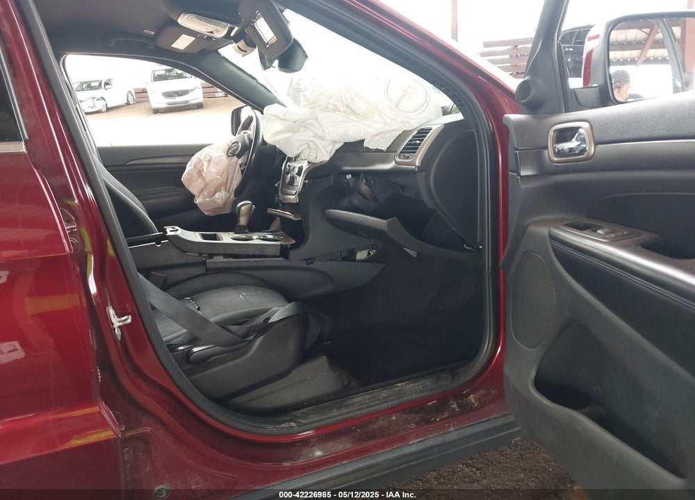 2017 JEEP GRAND CHEROKEE VIN: 1C4RJEAG2HC752175