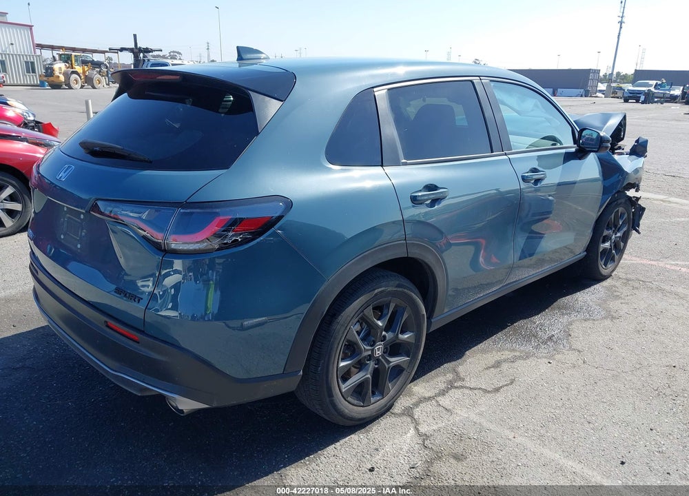 2024 HONDA HR-V 2WD SPORT/2WD SPORT W/O BSI VIN: 3CZRZ1H53RM730380