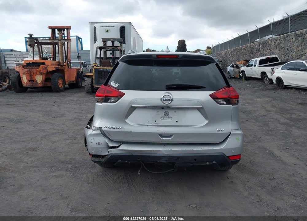 2019 NISSAN ROGUE VIN: 5N1AT2MT5KC707913