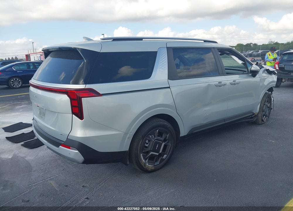 2025 KIA CARNIVAL VIN: KNDNC5KA8S6044537