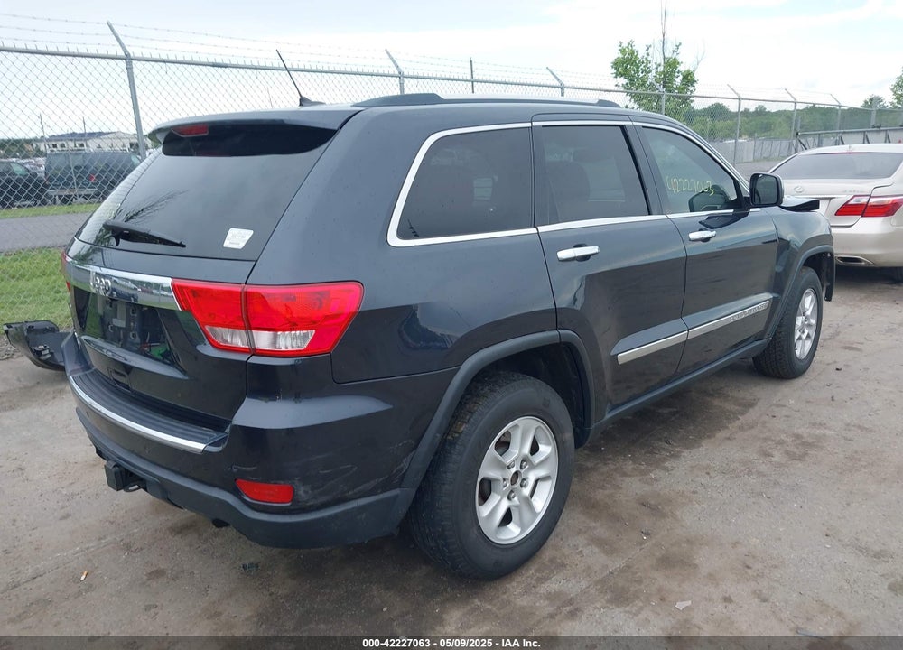 2013 JEEP GRAND CHEROKEE OVERLAND VIN: 1C4RJFCT1DC606344