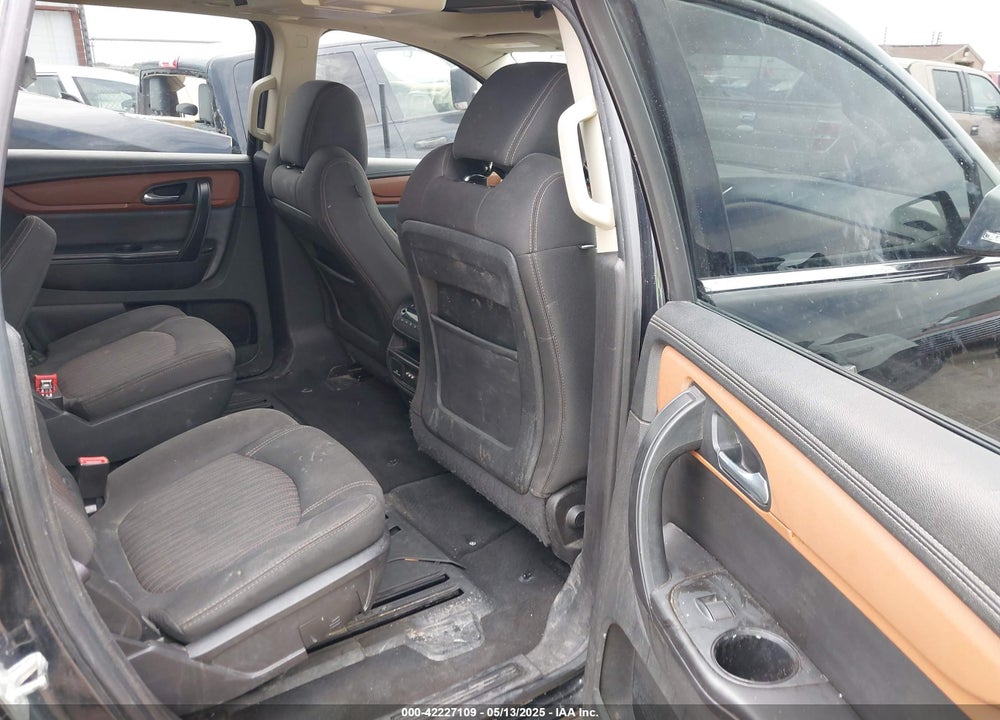 2015 CHEVROLET TRAVERSE VIN: 1GNKRGKD2FJ239406