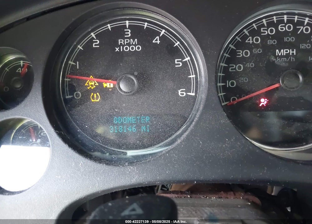2007 CHEVROLET TAHOE LT VIN: 1GNFK13017R376144
