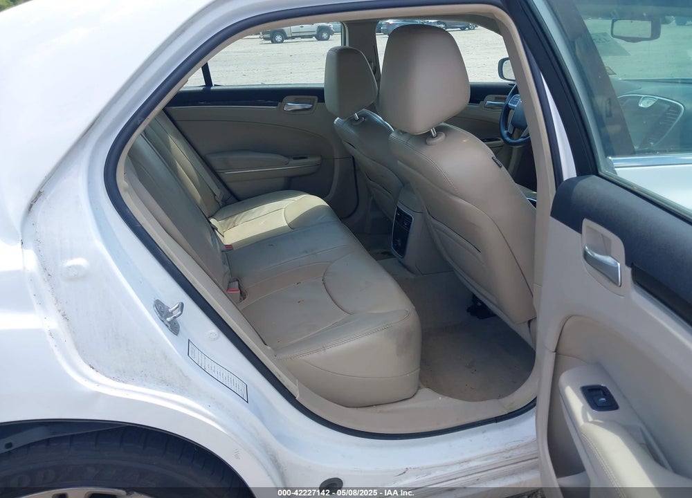 2014 CHRYSLER 300 VIN: 2C3CCARG8EH201274