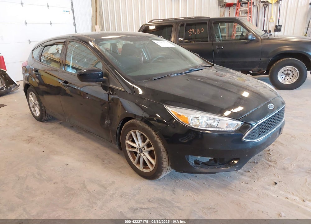 2018 FORD FOCUS SE VIN: 1FADP3K29JL283582