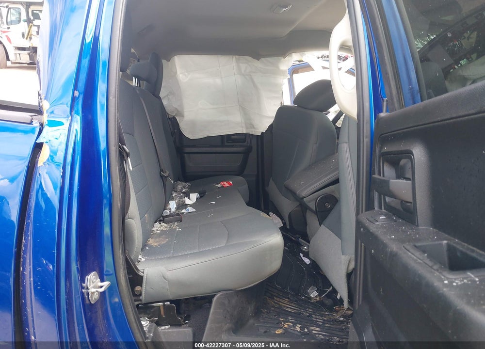 2019 RAM 1500 CLASSIC VIN: 1C6RR6FG0KS712690